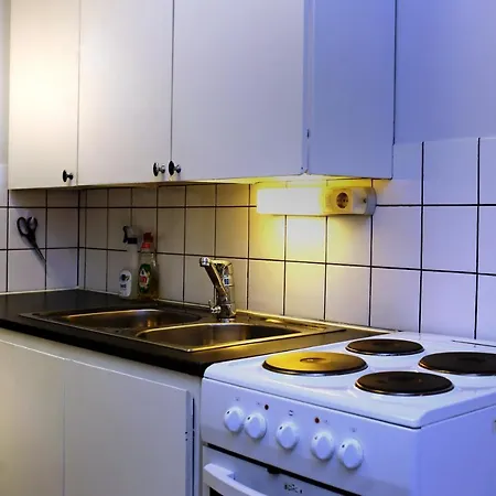 Kalustettu Kolmio Alfred * Kokkola (Karleby)