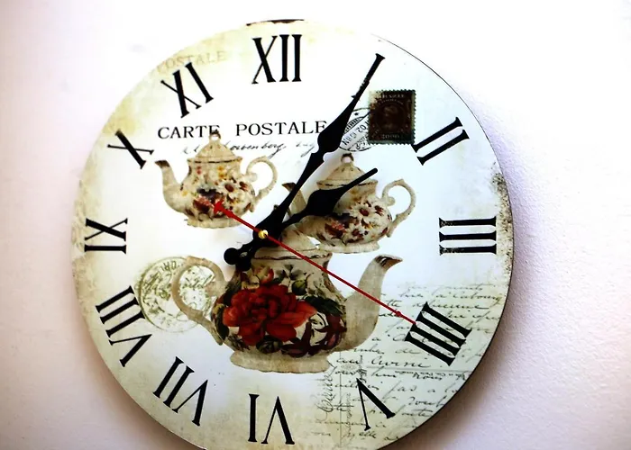 Kalustettu Kolmio Alfred *