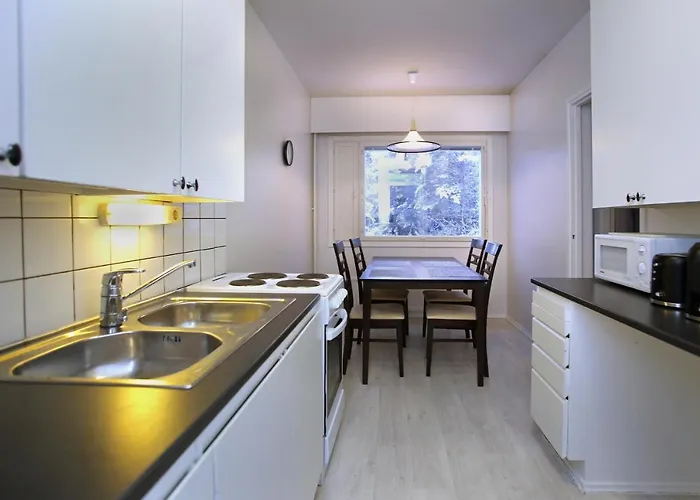 Kalustettu Kolmio Alfred